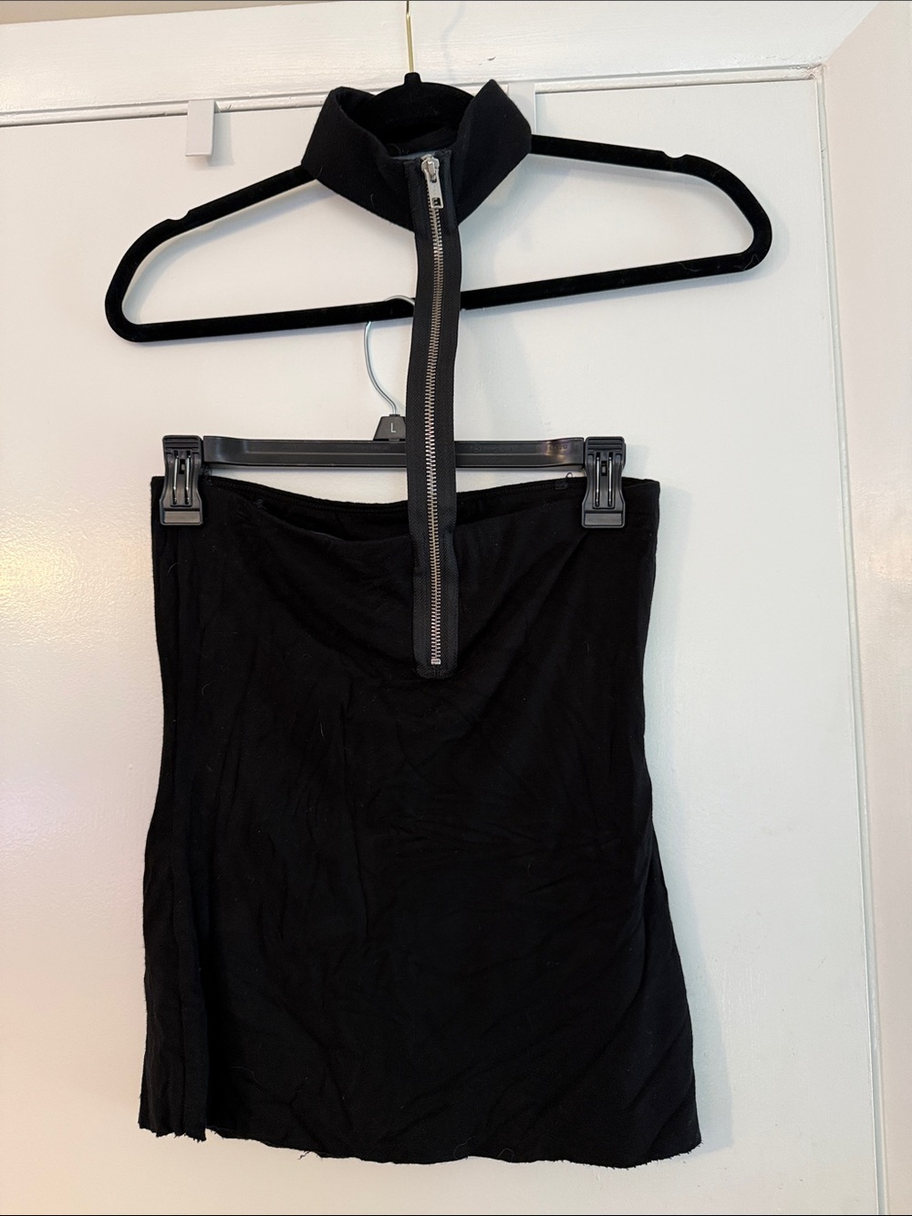 Bailey 44 Black strapless Top with cute collar that zips up back. So cute on.